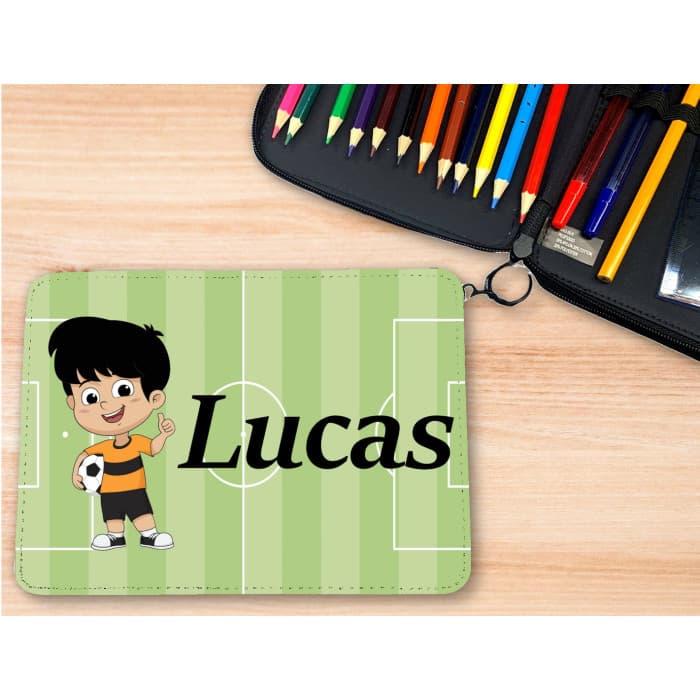 Trousse personnalisable remplie de crayons modèle football