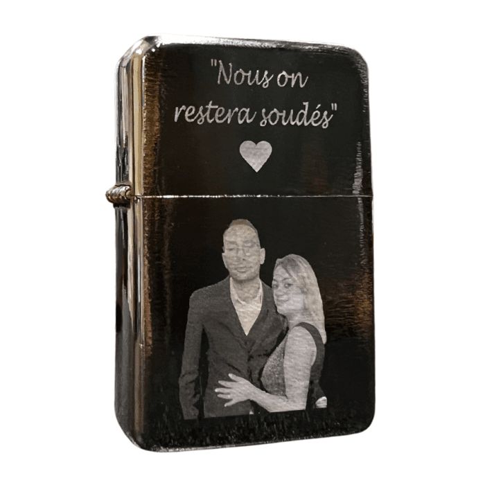 Briquet à essence gravé avec photo et message