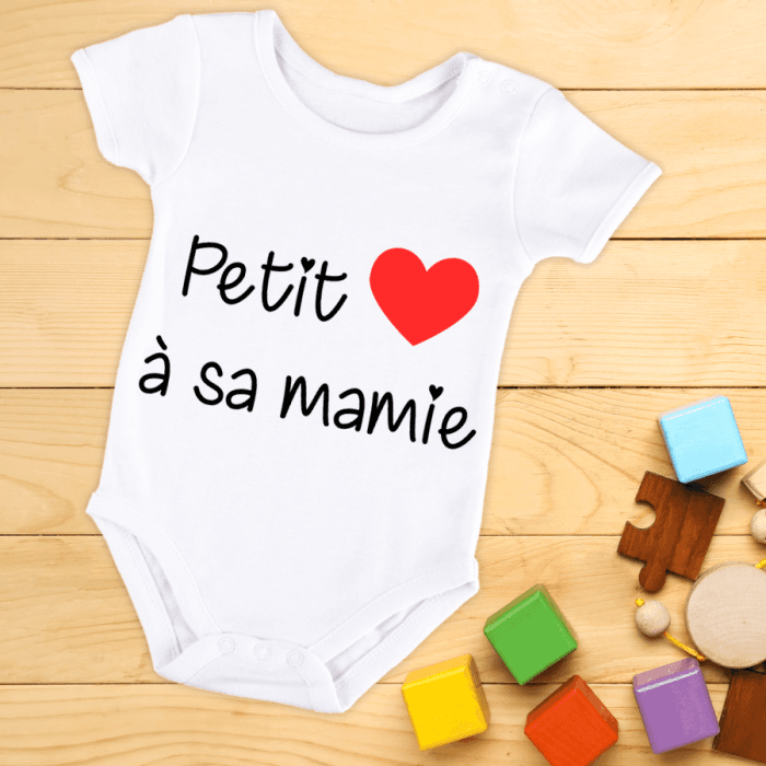 Body bébé ou tee-shirt personnalisable petit coeur