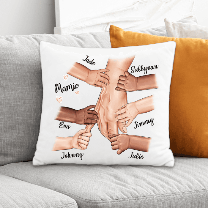 Coussin grand-parent personnalisable avec mains