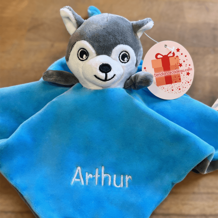 Doudou brodé avec prénom husky bleu