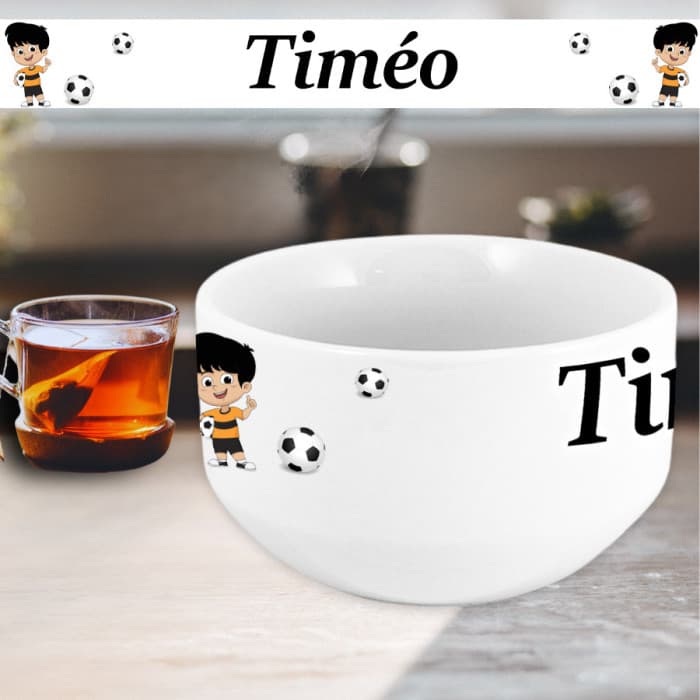 Bol personnalisable avec un prénom modèle football