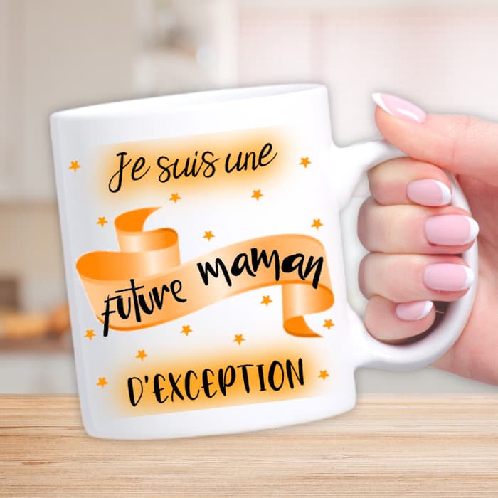 Mug personnalisé pour un cadeau original à une future maman