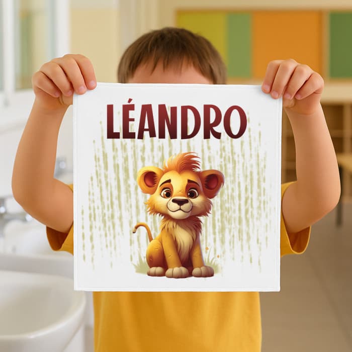 Essuie-main enfant lion personnalisable avec prénom