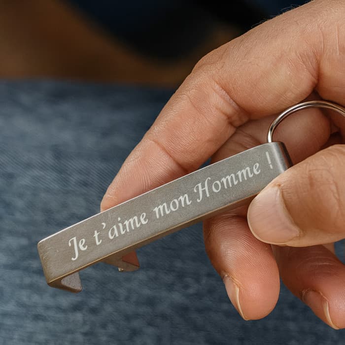 Porte-clé multifonctions gravé