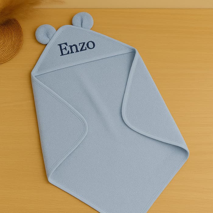 Sortie de bain bébé bleue personnalisée 80x80 cm – Coton brodé prénom