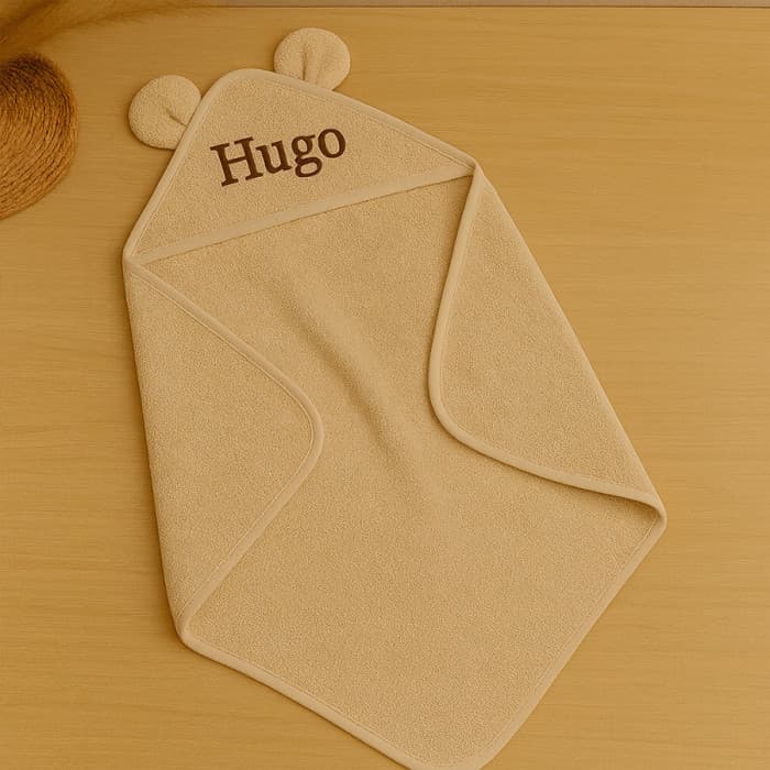 Sortie de bain bébé beige personnalisée 80x80 cm – Coton brodé prénom
