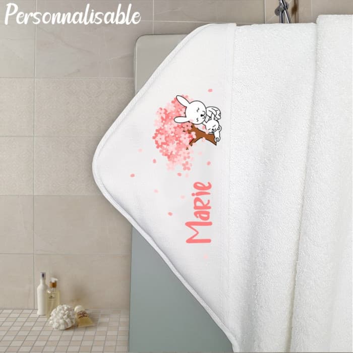 Cape de bain en éponge personnalisable modèle lapins