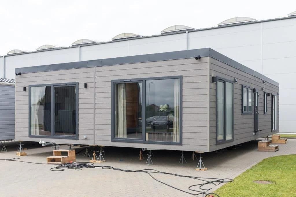 Modulhaus 96 m² – 12 x 8 m mit 3 Schlafzimmern und 2 Bädern