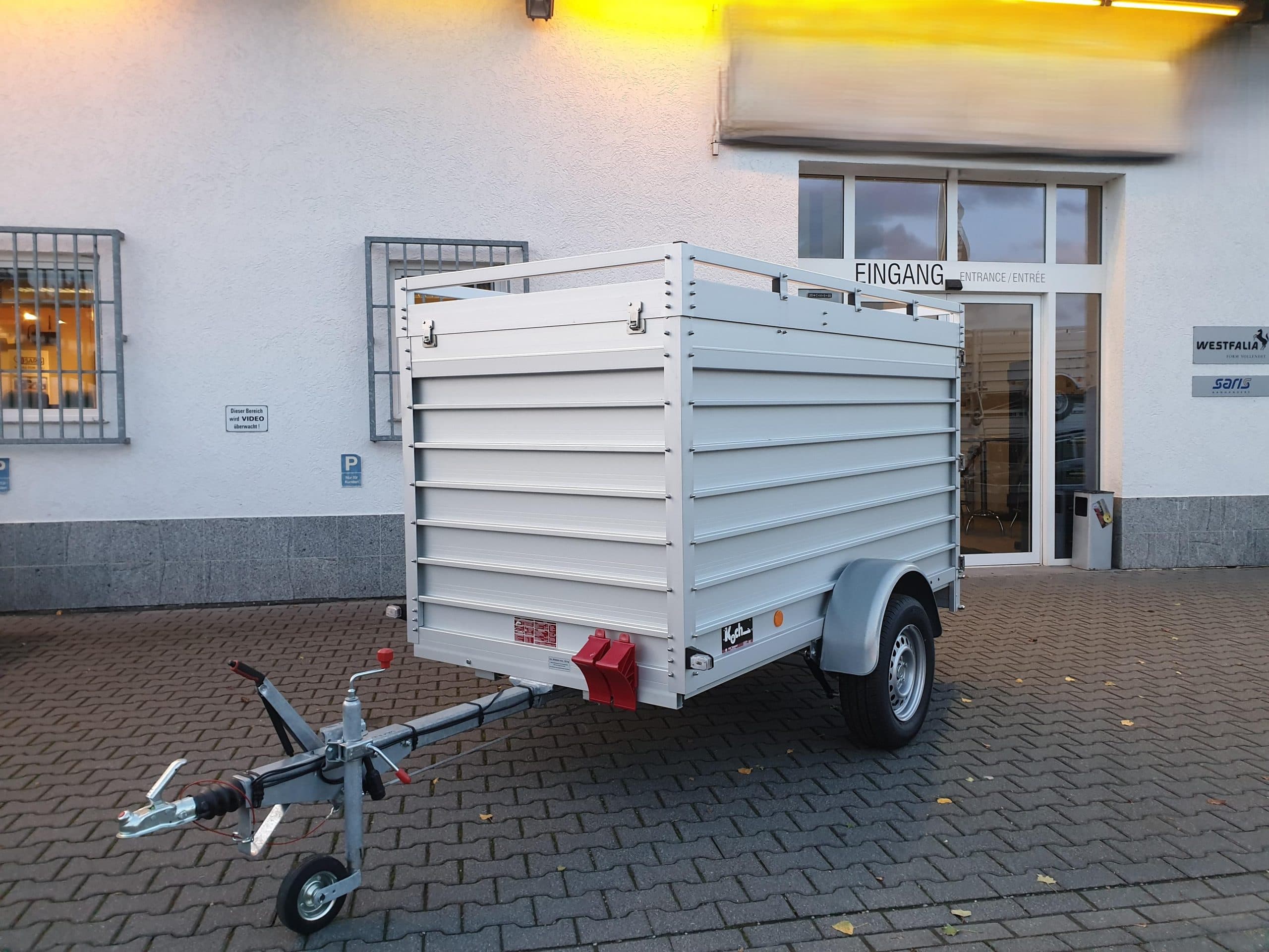 Koch Aluline 4.13 – remorque à couvercle avec porte arrière 250 × 125 × 125 cm – PTAC 1 300 kg