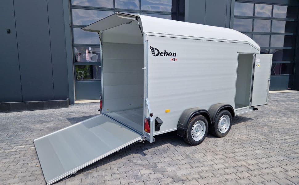 Cargo Roadster 700+ – remorque fourgon aluminium 375 × 180 × 200 cm – PTAC 2 600 kg – modèle 2025