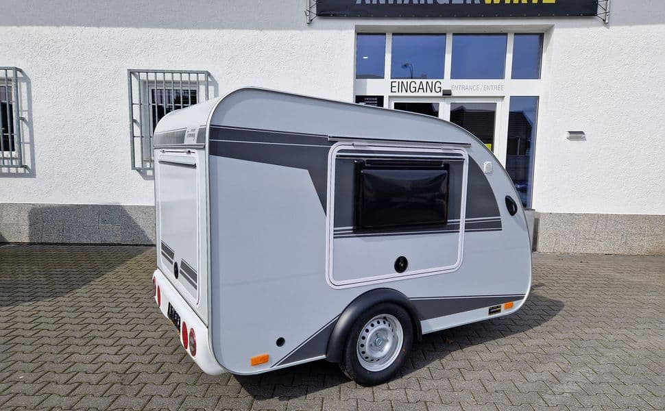 Mini Tommy TMC25 Basic – mini-caravane 252 × 140 × 121 cm – PTAC 750 kg – modèle 2026