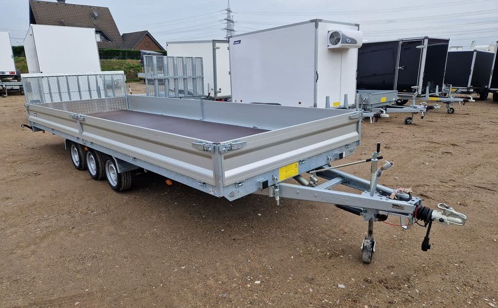 Variant 3563 UX Maxi Load – remorque porte-engins basculante tridem 620 × 210 × 30 cm – PTAC 3 500 kg