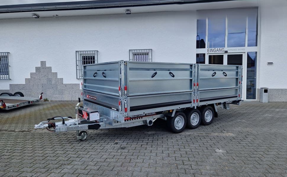 Brian James Cargo Tipper 526-4020 – benne arrière électrique tridem 400 × 200 × 100 cm – PTAC 3 500 kg