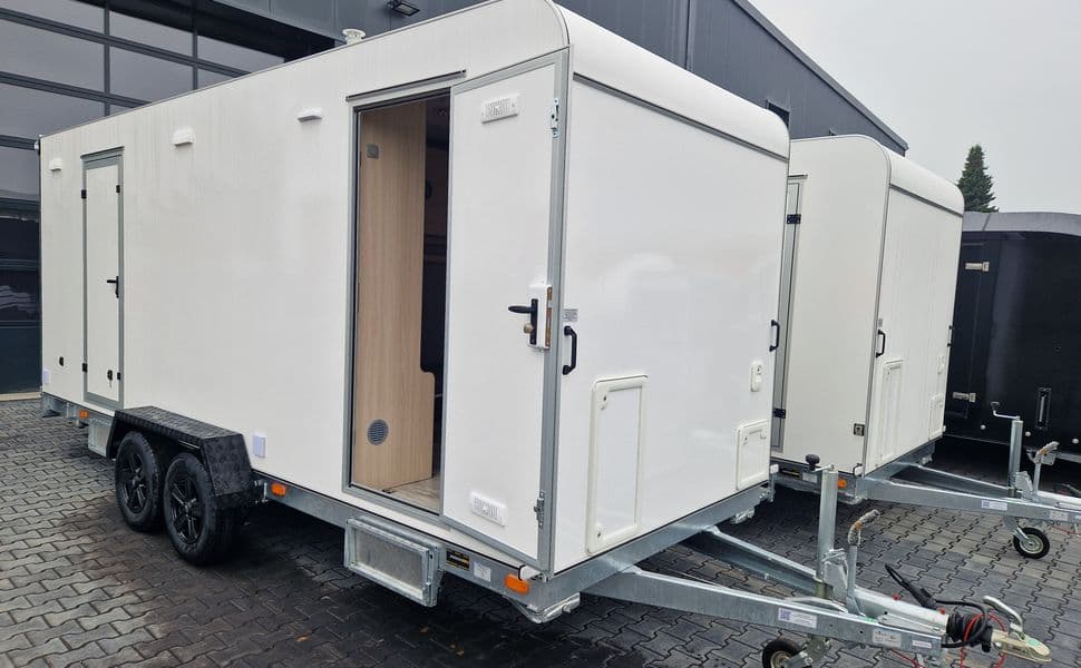 Sport Camp TFS 550.01 – remorque de loisirs avec espace habitable et garage 550 × 200 × 210 cm – PTAC 2 700 kg