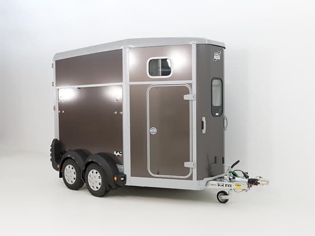 Ifor Williams Pferdeanhänger HB506|Sattelkammer|anthrazit-Neu