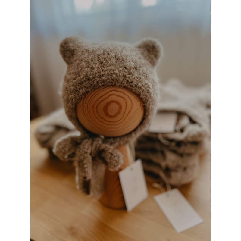 Bonnet - cuddly bear - beige