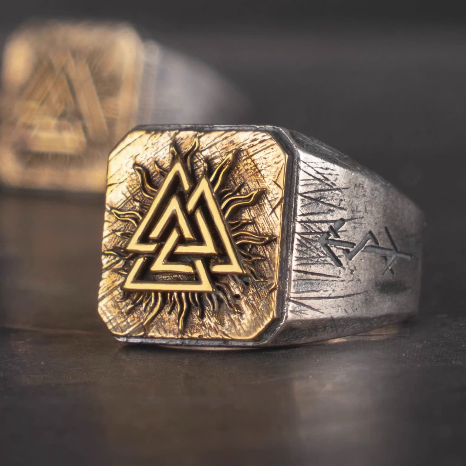 Bague Viking le Valknut Solaire