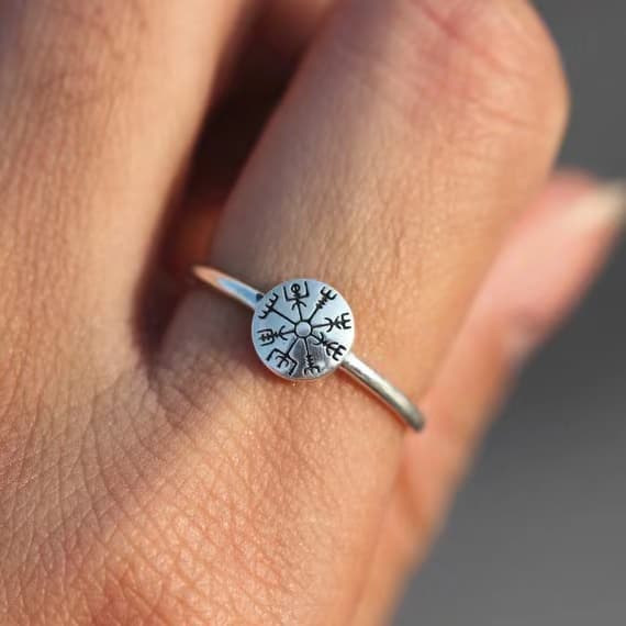 Bague viking en forme de bouclier - 12