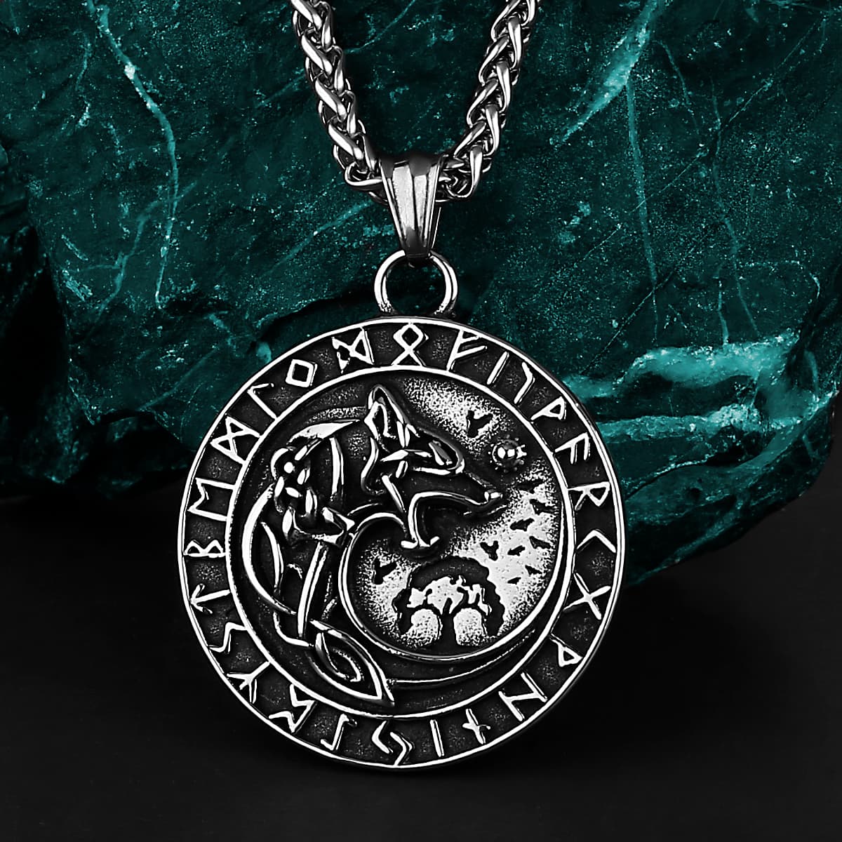 Collier viking Loup Géant Argenté