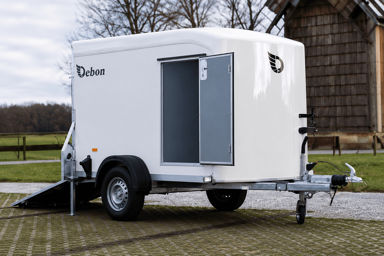 Kofferanhänger Debon Trailers Roadster 255
