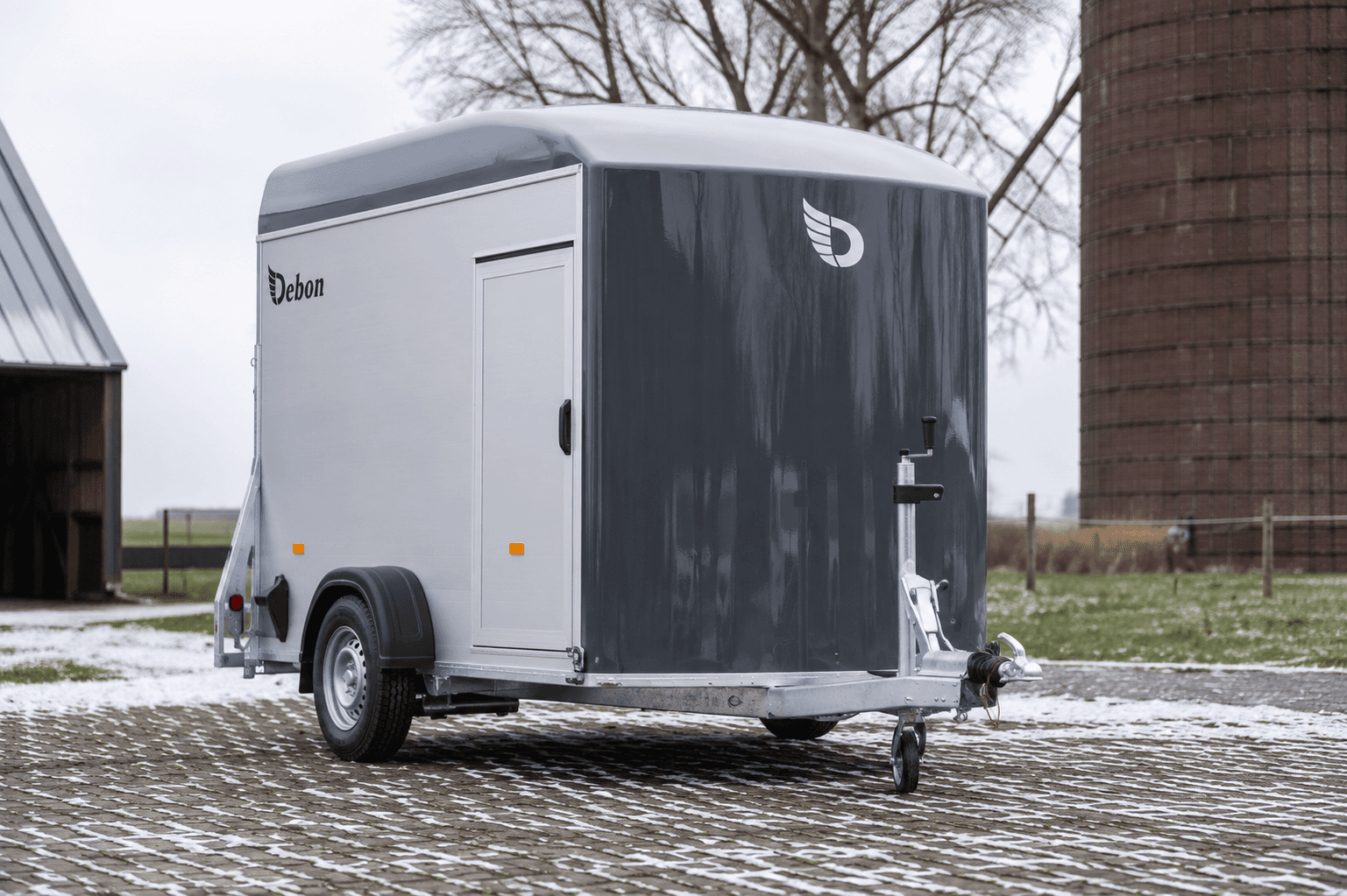 Kofferanhänger Debon Trailers Roadster 400