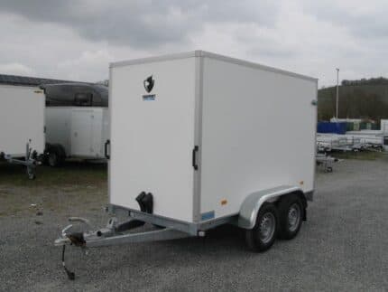 Hapert Sapphire L-2 – 2700 rampe | rimorchio ribassato con cassone chiuso | Rutschhemmender Boden
