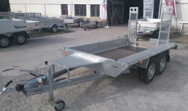 Geräteanhänger 3500 kg – Plattform 300 × 150 cm – Doppelachse
