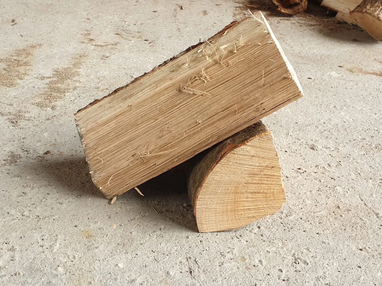 Bois de chauffage en vrac 25 cm (Le StĂšre)