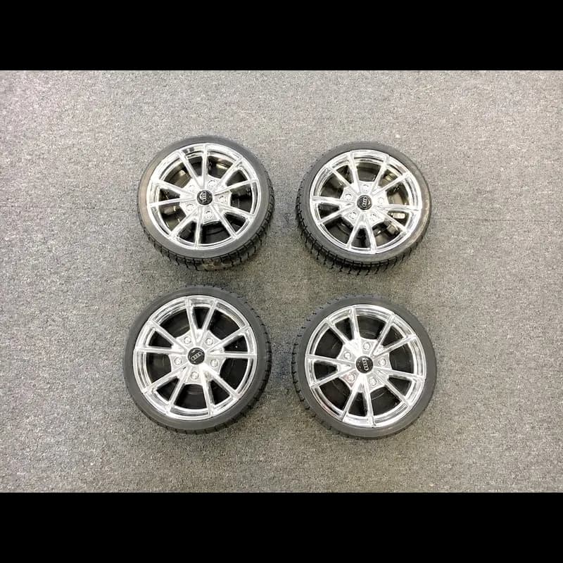 4 roues (occasion) pour Audi RS5 Electrique enfant 12 volts