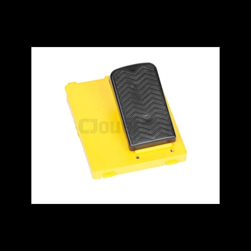 Pédale accélérateur jaune avec mini interrupteur Peg-Pérego