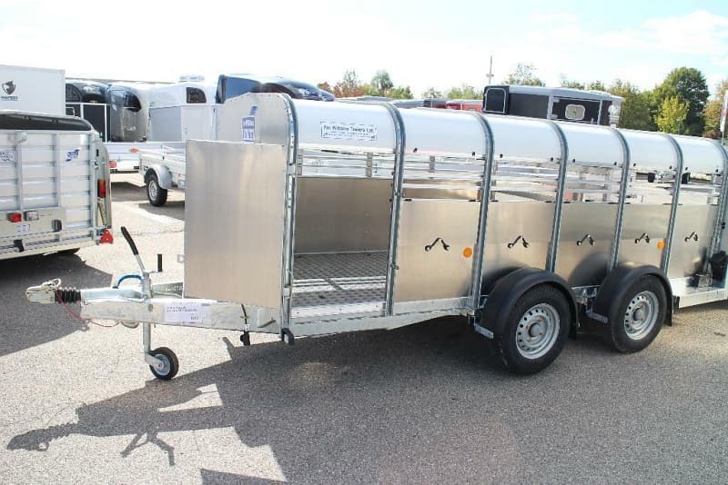 Ifor Williams Pferdeanhänger TA5 372x155x115 cm, SW10828