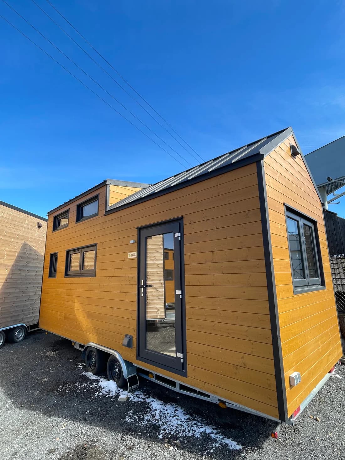 Tiny House Aurora – Casa Móvil sobre Ruedas con Altillo