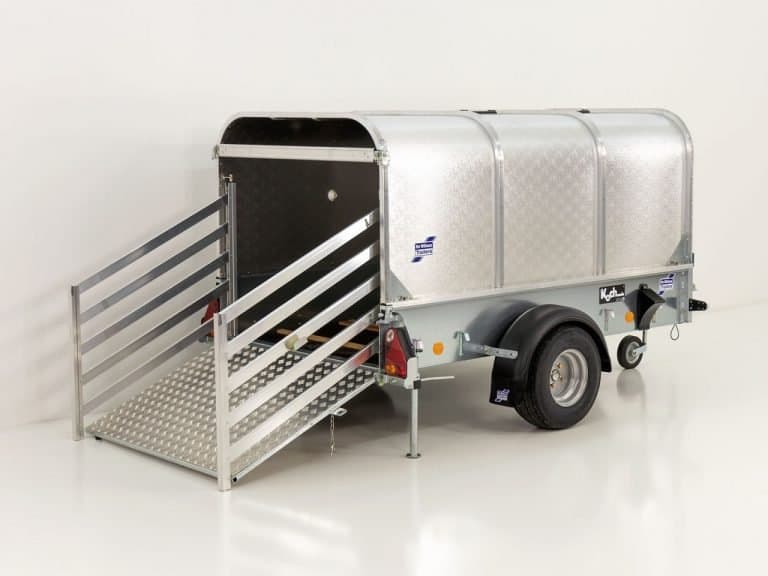 Remolque para Ovejas Ifor Williams P7e – 221 × 121 × 110 cm – 750 kg