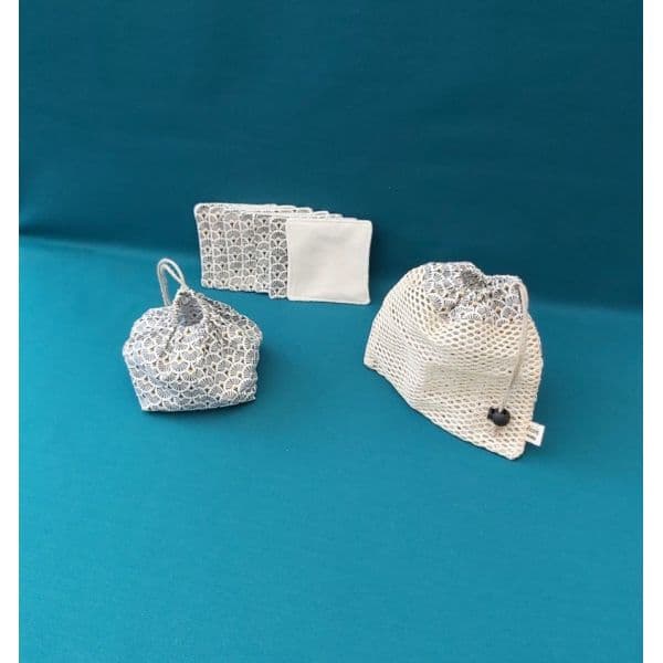 Bourse de 7 lingettes démaquillantes Grise en Coton Bio - ZOESSENTIELS