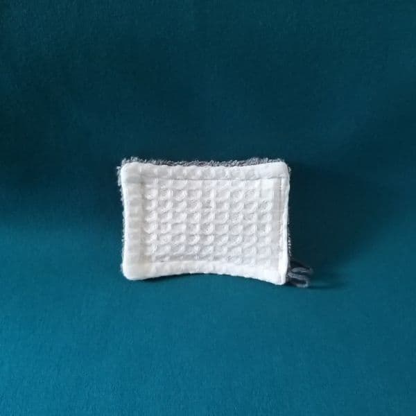 Eponge absorbante Lavable en Coton Bio & Nid d'Abeille Bio - ZOESSENTIELS