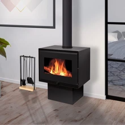 Poêle à bois cubique — Sur socle