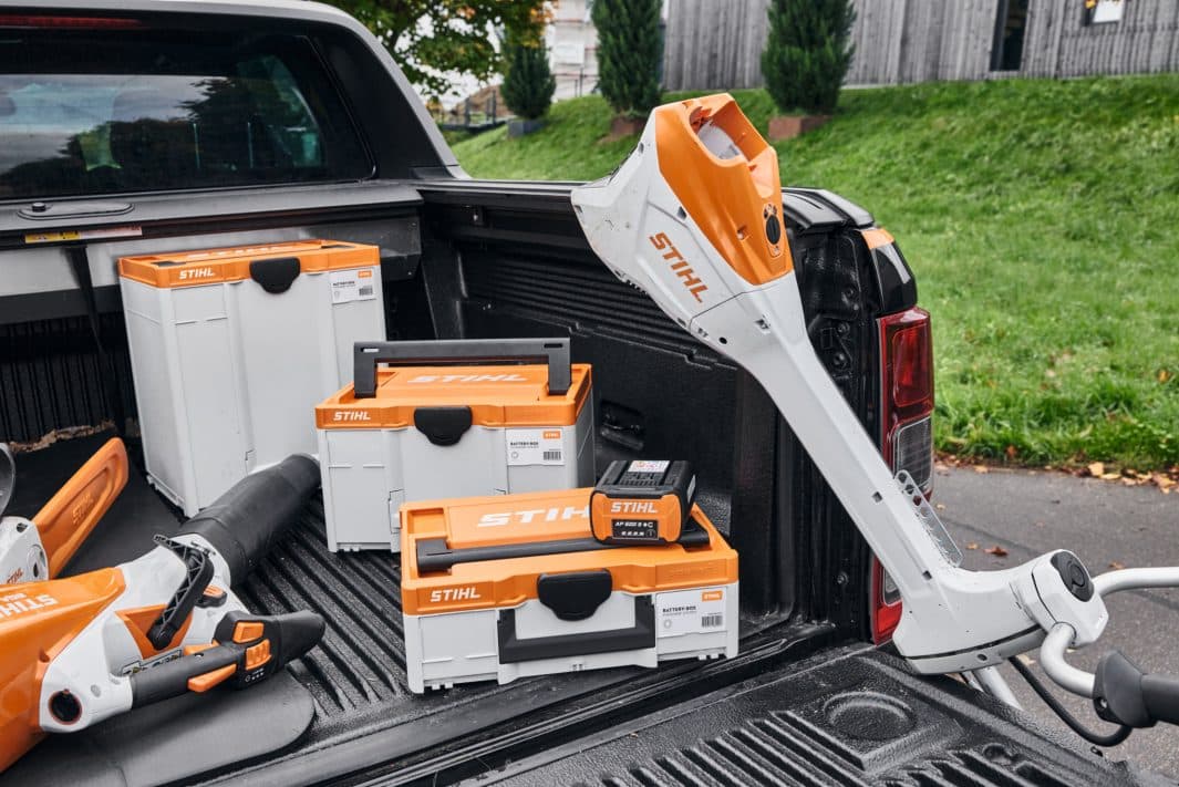 Power Box 1 STIHL – kit complet énergie avec 2 batteries AP 200 S, chargeur rapide AL 301 et mallette de transport
