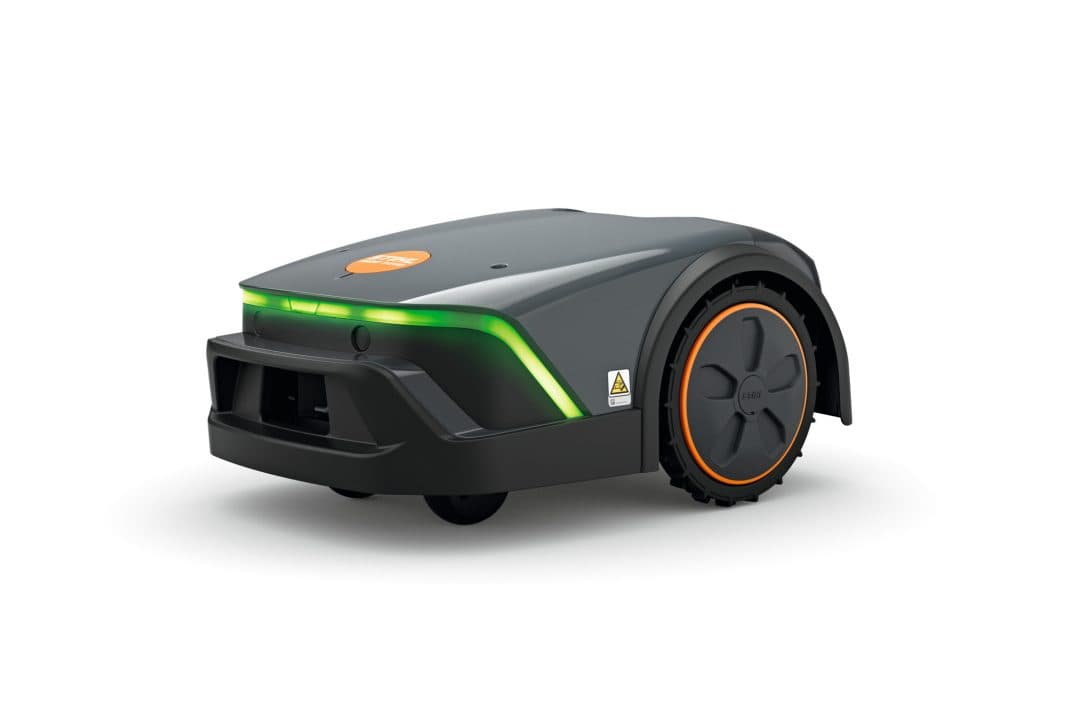 Robot tondeuse STIHL iMOW® 3 EVO – Silencieux, rapide et connecté (jusqu’à 500 m²)