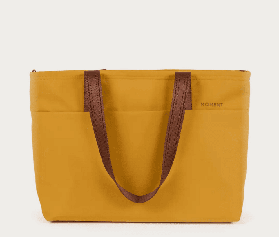Moment Everything Tech Tote 19L - Workwear
