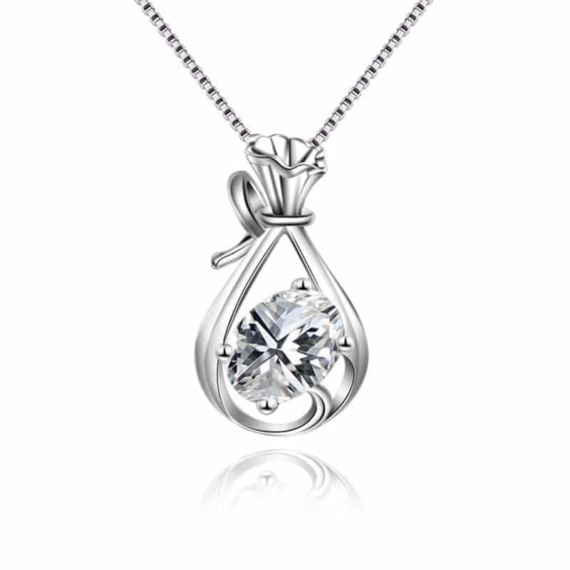 Pendentif pochon et oxyde de zirconium