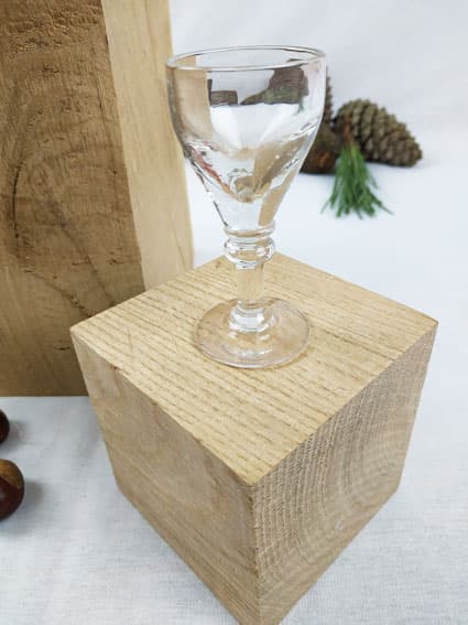 Petit verre à pied pour digestif ou apéritif VENDU