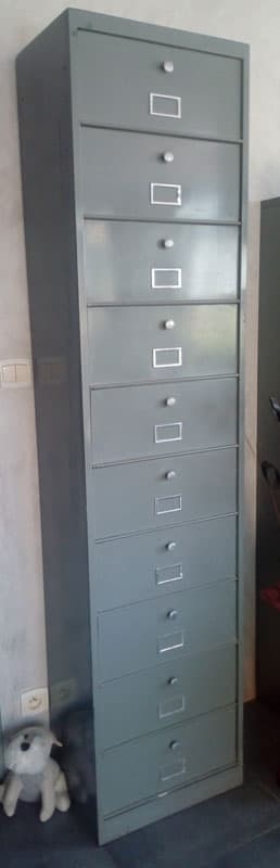 Armoire à casiers industrielle métallique VENDU