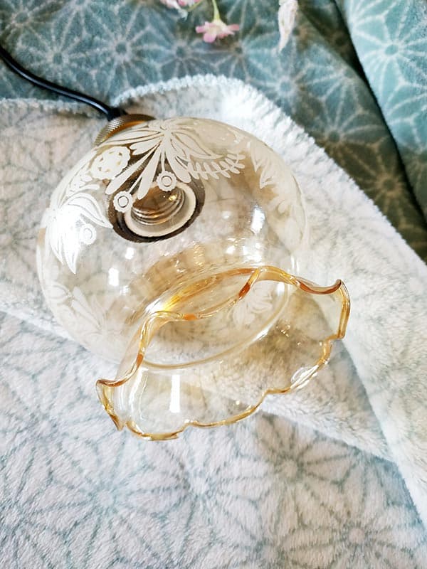 Suspension opaline tulipe fumée et fleurs blanches - Abat-jour seul
