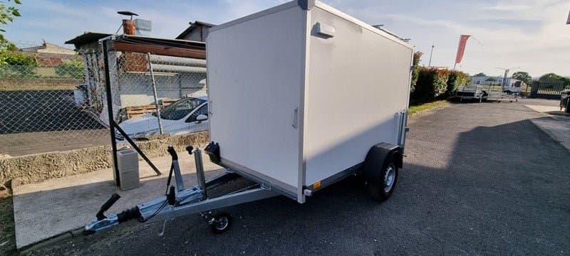 BORO F2513P Kastenanhänger – 750 kg Tragfähigkeit