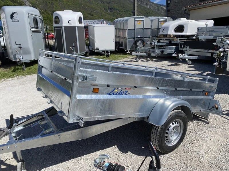 Robust Lider Anhänger 34392 Geräumig und gebremst (253 x 134 cm, 1300 kg)