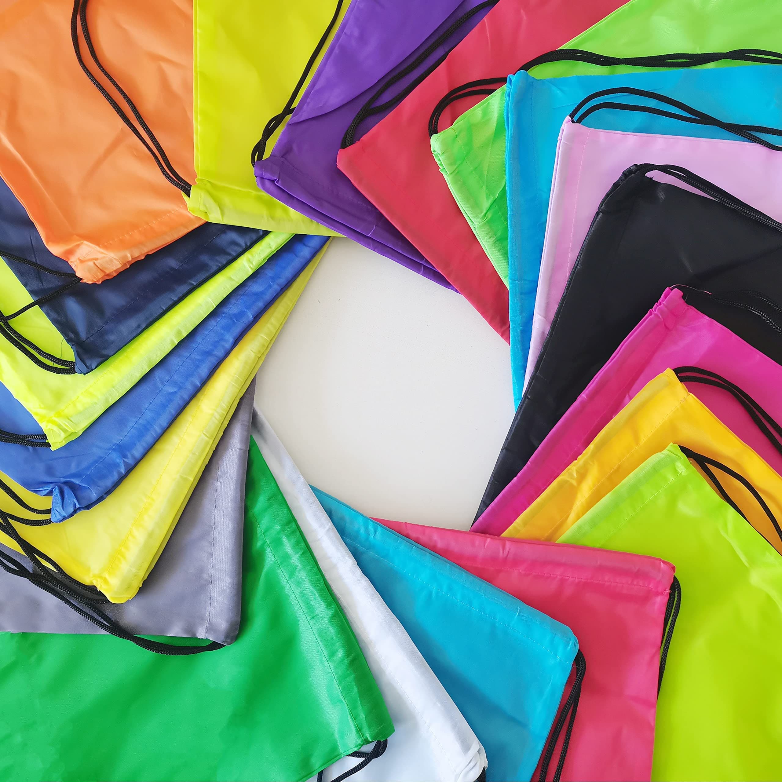 Les 20 Sacs de Sport multicolores à Cordon Parfait : Élégance et Praticité pour Tous les Amateurs d'Aventure - 40 pièces