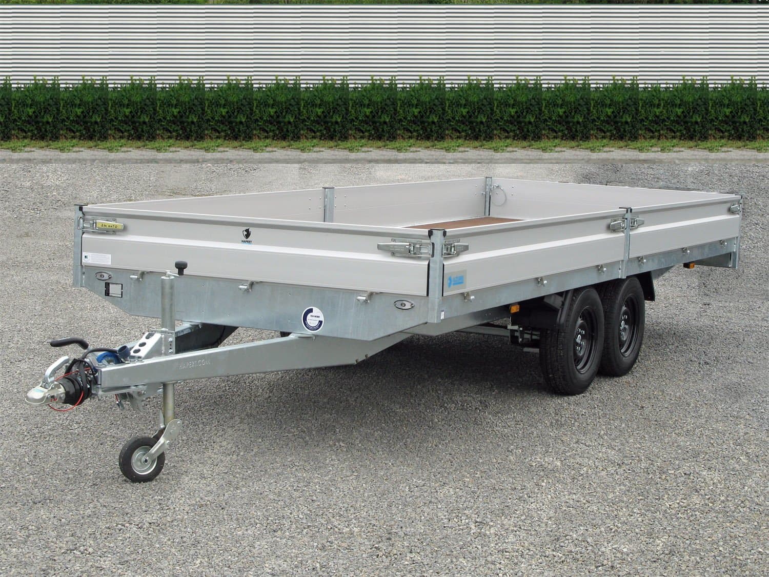 Hapert Azure H-2 – 3500 – 6050 x 2200 Parabelfederung – Niedriges Fahrwerk