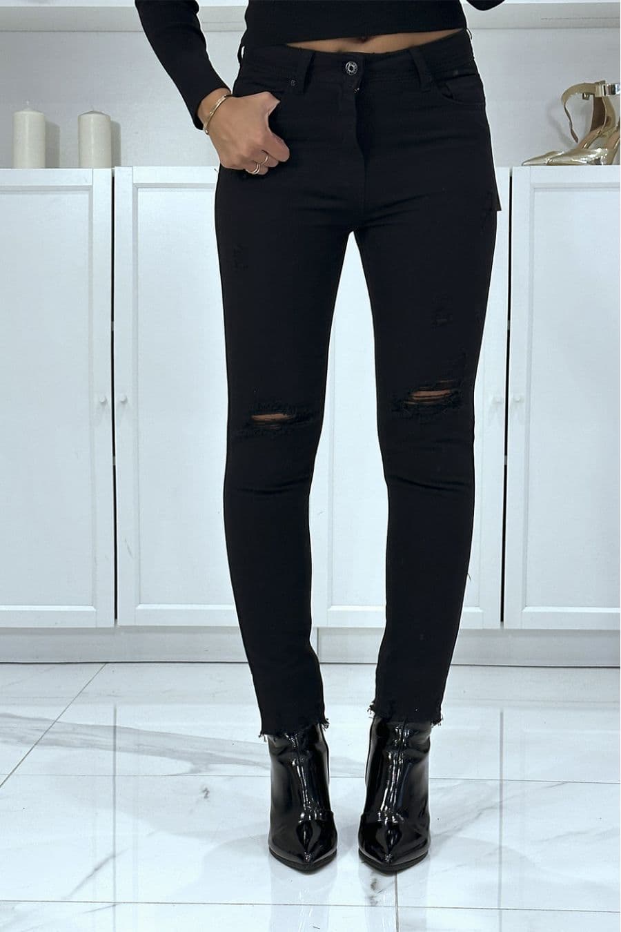 Jean slim noir effet destroy déchiré