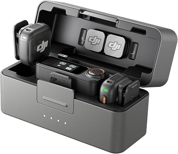 Micrófonos inalámbricos DJI Mic 3 — dos transmisores, un receptor y estuche de carga